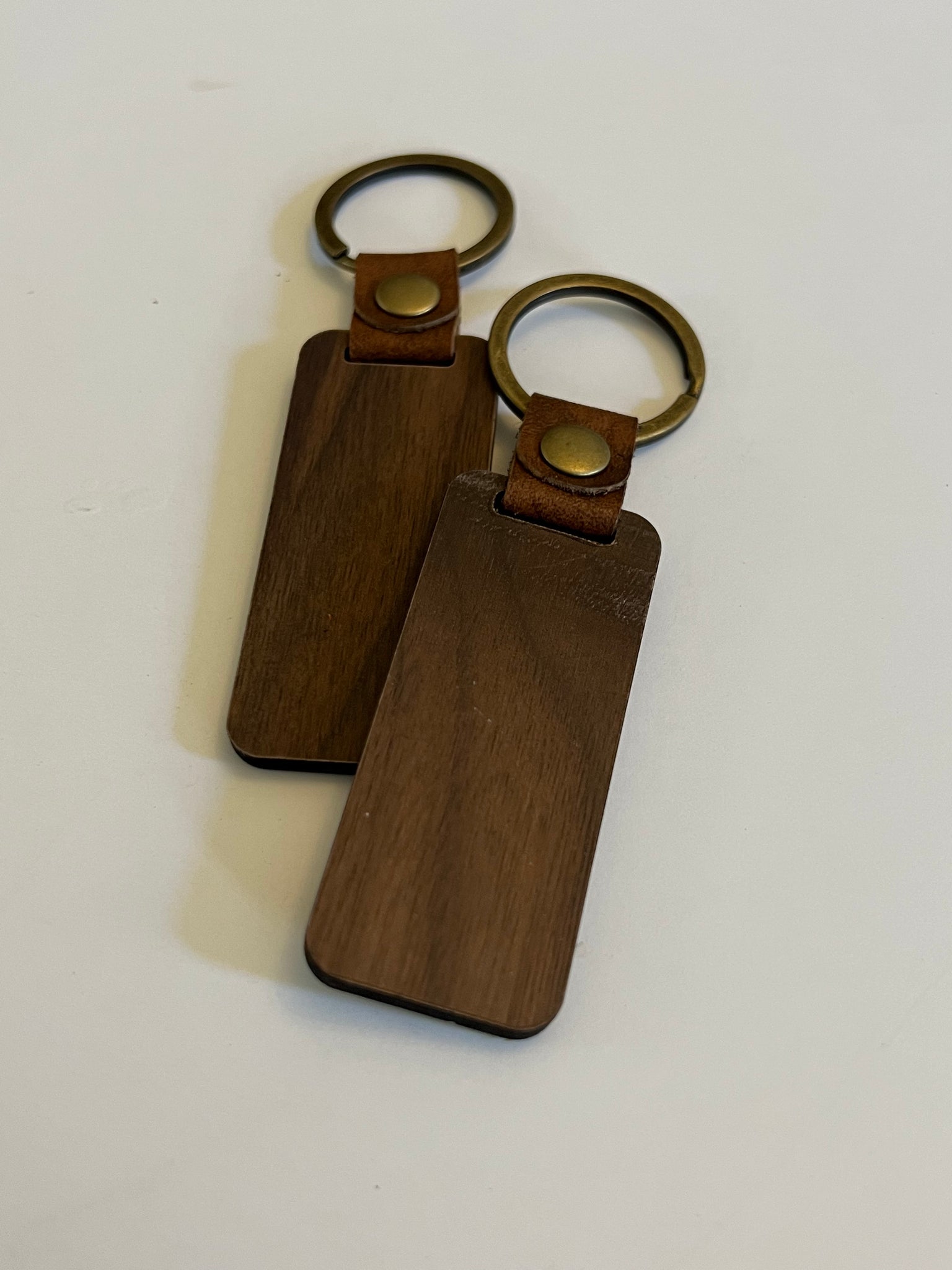 Blank wooden keychains with hardware – LaserBeast Lab